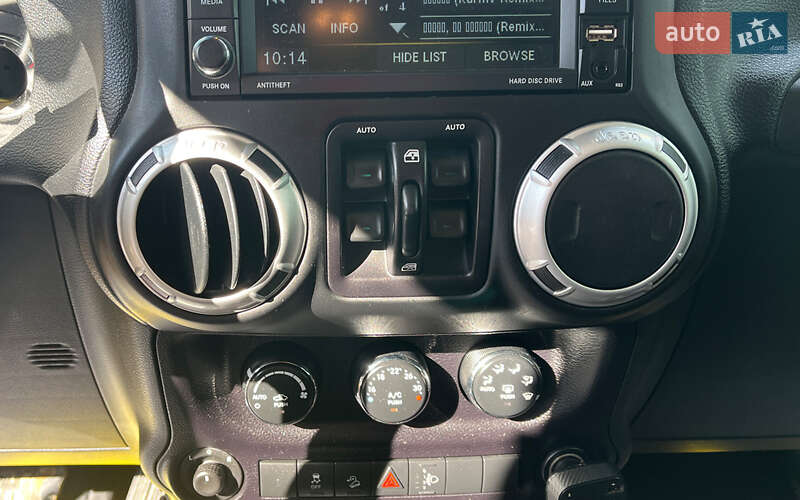 Внедорожник / Кроссовер Jeep Wrangler 2015 в Коломые