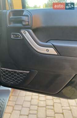 Позашляховик / Кросовер Jeep Wrangler 2012 в  фото 12 Позашляховик / Кросовер Jeep Wrangler 2012 в