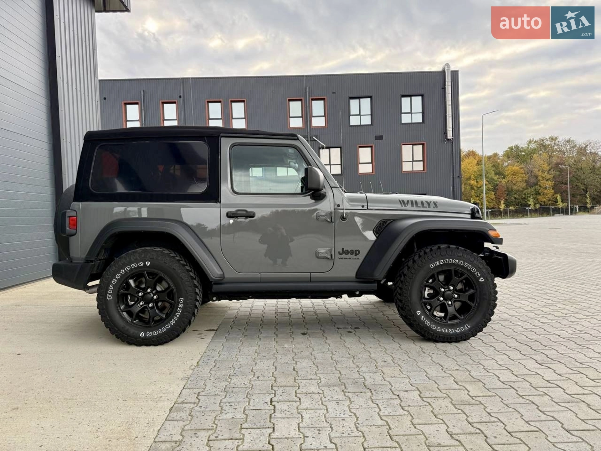 2022 Jeep Wrangler - мініатюра 3