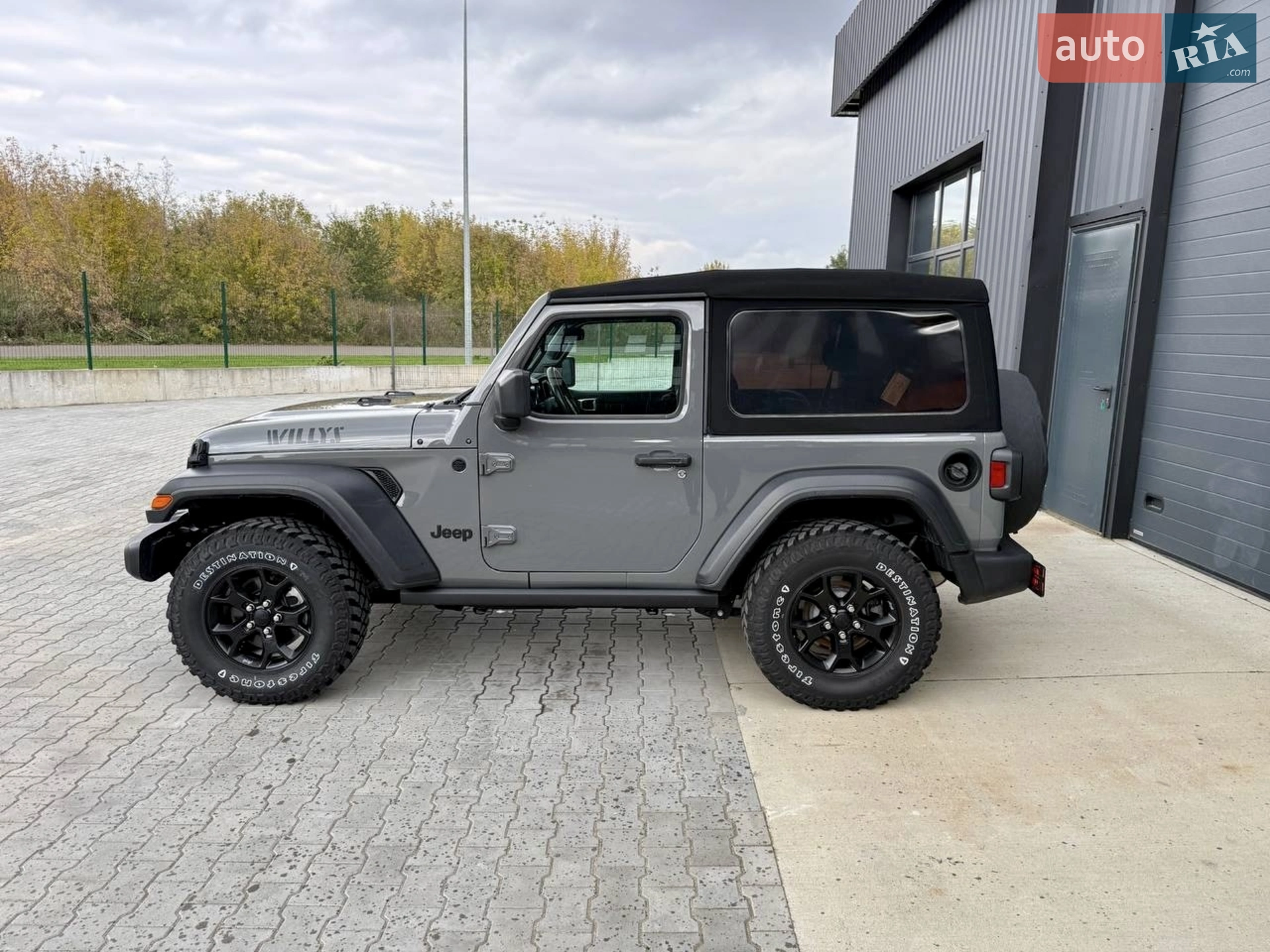 2022 Jeep Wrangler - мініатюра 21