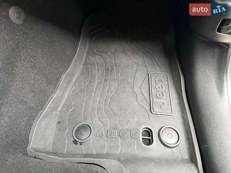 Внедорожник / Кроссовер Jeep Wrangler 2022 в Дубно