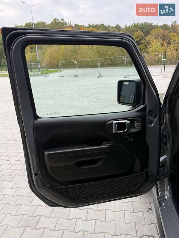 Внедорожник / Кроссовер Jeep Wrangler 2022 в Дубно