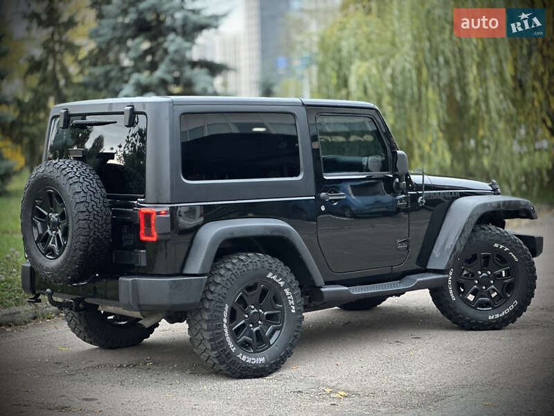 Внедорожник / Кроссовер Jeep Wrangler 2015 в Киеве фото 17 Внедорожник / Кроссовер Jeep Wrangler 2015 в Киеве