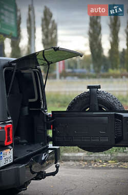 Внедорожник / Кроссовер Jeep Wrangler 2015 в 