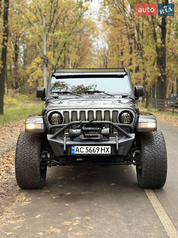 Внедорожник / Кроссовер Jeep Wrangler 2019 в Киеве