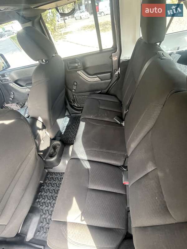 Внедорожник / Кроссовер Jeep Wrangler 2016 в Ставище фото 11 Внедорожник / Кроссовер Jeep Wrangler 2016 в Ставище