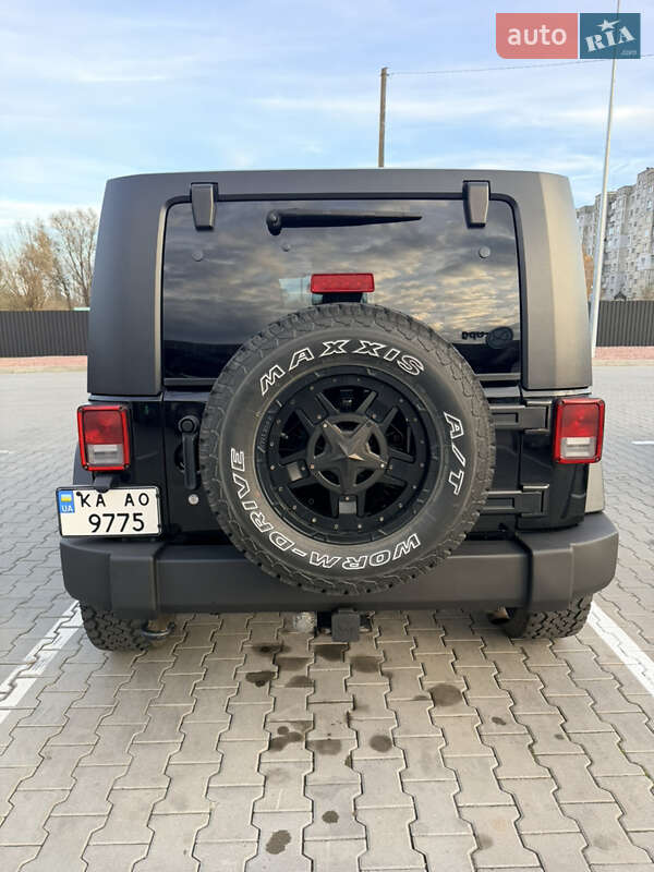 Внедорожник / Кроссовер Jeep Wrangler 2014 в Хмельницком