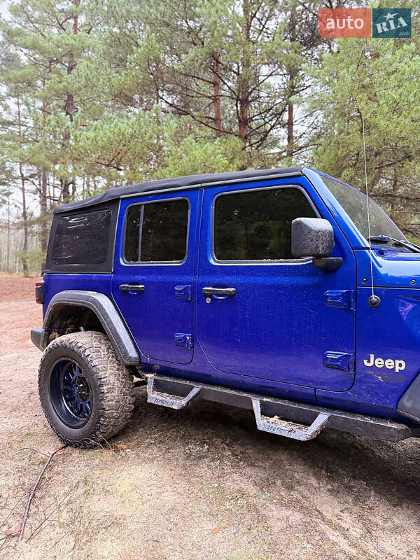 Внедорожник / Кроссовер Jeep Wrangler 2019 в Киеве