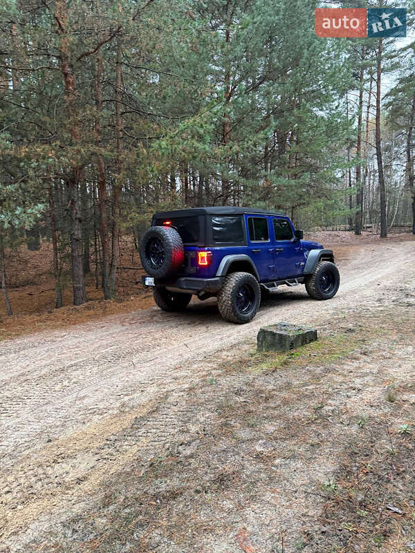 Внедорожник / Кроссовер Jeep Wrangler 2019 в Киеве