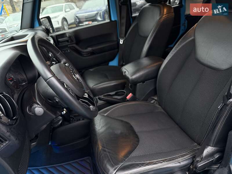 Внедорожник / Кроссовер Jeep Wrangler 2017 в Харькове фото 12 Внедорожник / Кроссовер Jeep Wrangler 2017 в Харькове