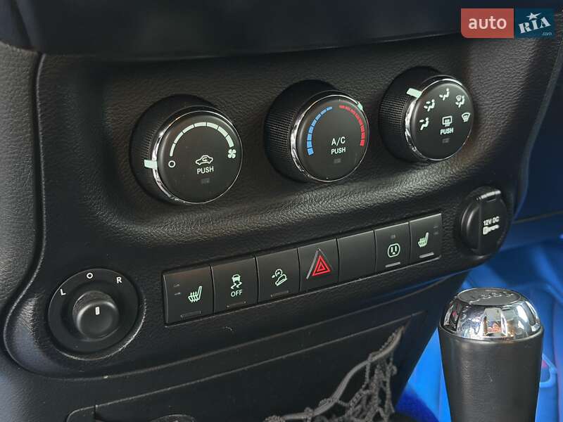 Внедорожник / Кроссовер Jeep Wrangler 2017 в Харькове фото 30 Внедорожник / Кроссовер Jeep Wrangler 2017 в Харькове