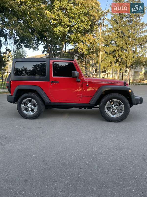 Внедорожник / Кроссовер Jeep Wrangler 2017 в Борисполе фото 10 Внедорожник / Кроссовер Jeep Wrangler 2017 в Борисполе