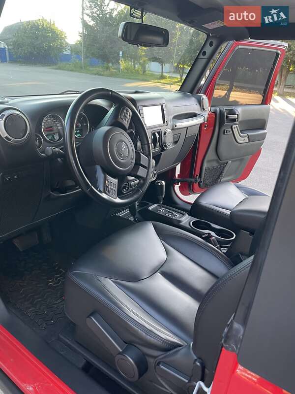 Внедорожник / Кроссовер Jeep Wrangler 2017 в Борисполе фото 29 Внедорожник / Кроссовер Jeep Wrangler 2017 в Борисполе