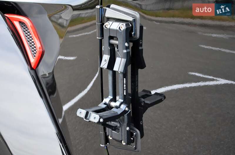 Внедорожник / Кроссовер Jeep Wrangler 2017 в Киеве фото 18 Внедорожник / Кроссовер Jeep Wrangler 2017 в Киеве