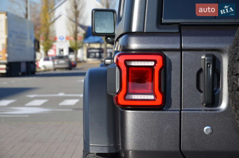 Внедорожник / Кроссовер Jeep Wrangler 2018 в Киеве