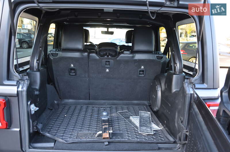 Внедорожник / Кроссовер Jeep Wrangler 2018 в Киеве