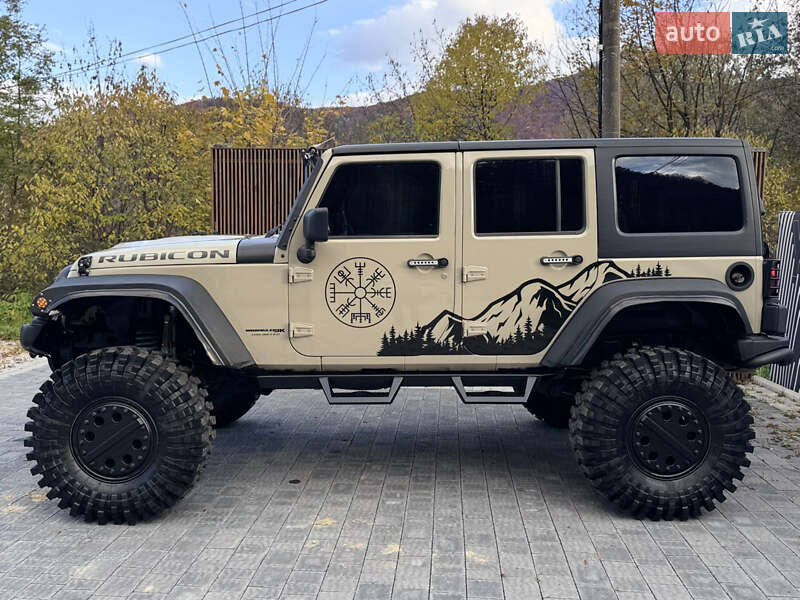 Внедорожник / Кроссовер Jeep Wrangler 2017 в Ивано-Франковске