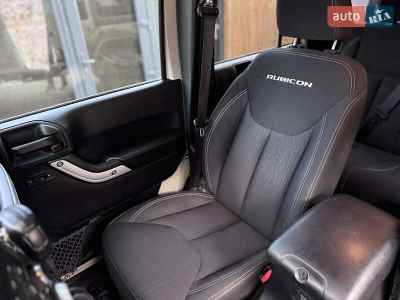 Внедорожник / Кроссовер Jeep Wrangler 2017 в Ивано-Франковске