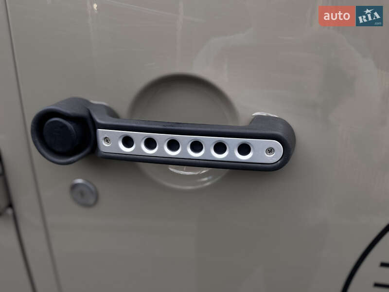 Внедорожник / Кроссовер Jeep Wrangler 2017 в Ивано-Франковске