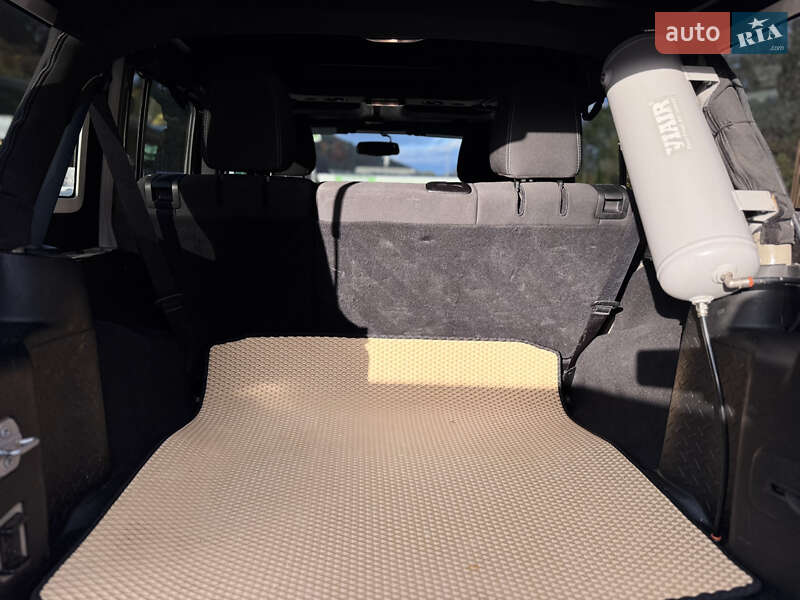 Внедорожник / Кроссовер Jeep Wrangler 2017 в Ивано-Франковске