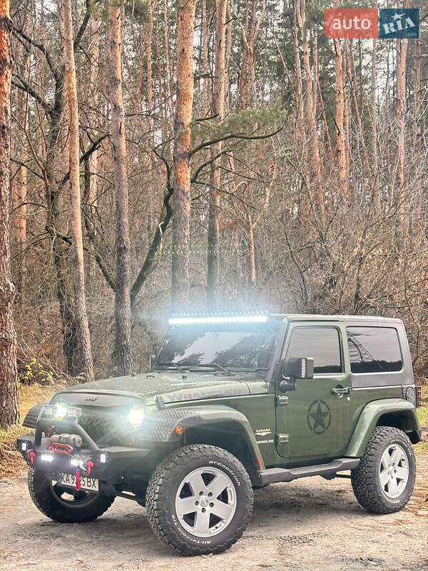 Внедорожник / Кроссовер Jeep Wrangler 2008 в Киеве