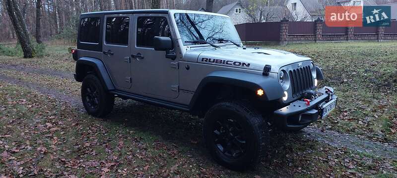 Позашляховик / Кросовер Jeep Wrangler 2015 в Дубні фото 8 Позашляховик / Кросовер Jeep Wrangler 2015 в Дубні