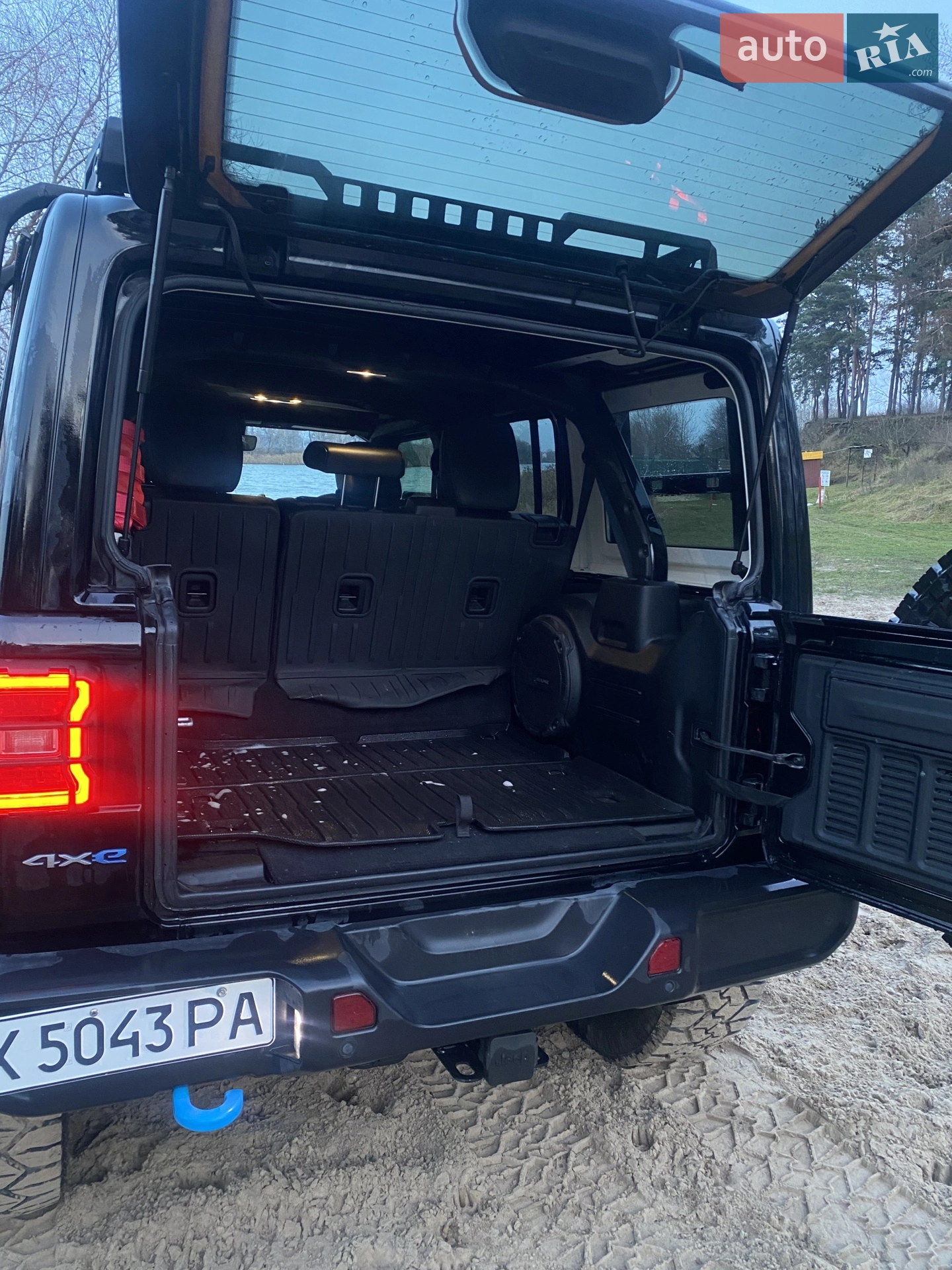 2022 Jeep Wrangler - мініатюра 24