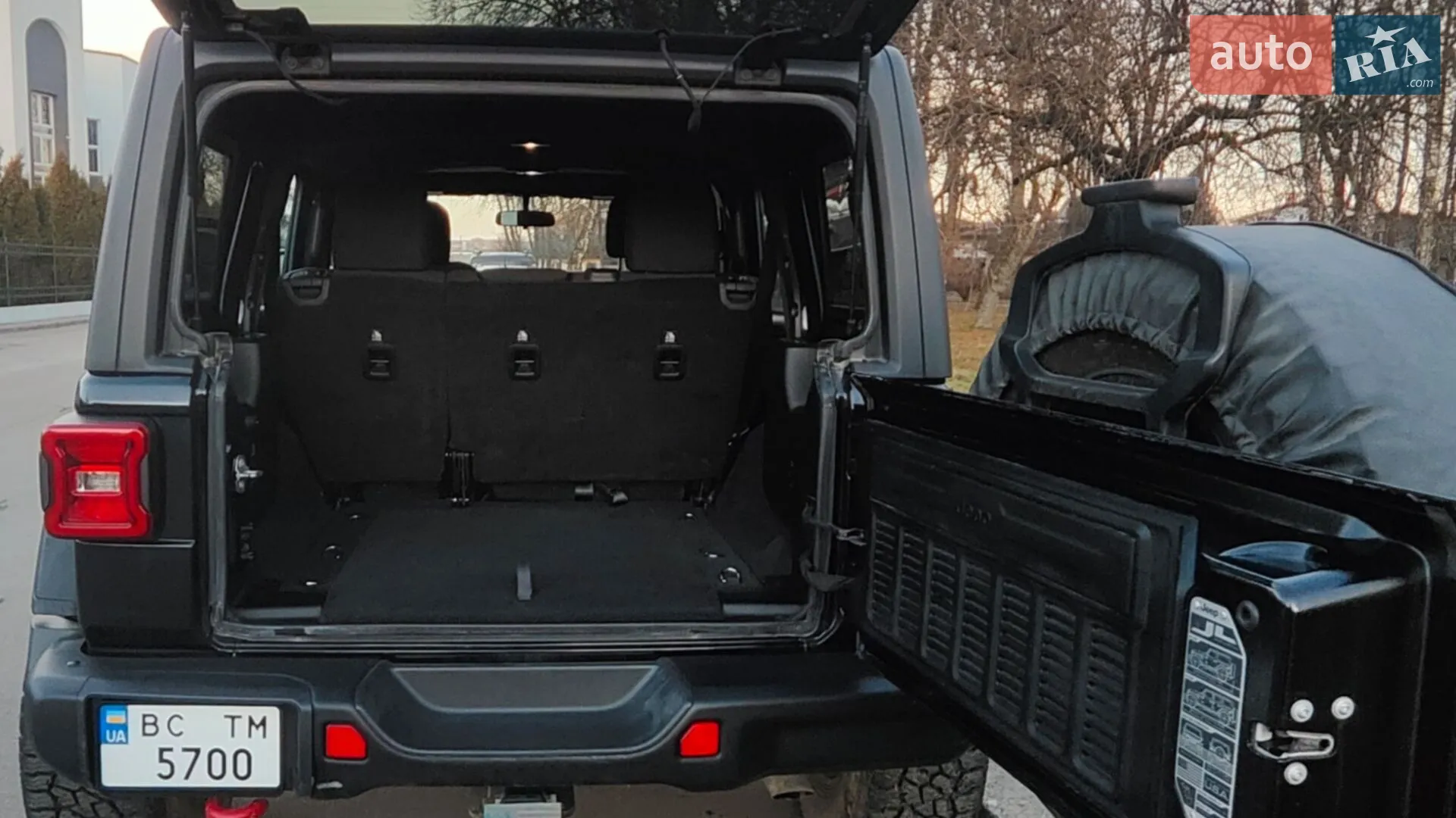 2018 Jeep Wrangler - мініатюра 30