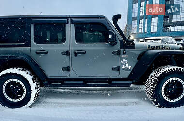 Позашляховик / Кросовер Jeep Wrangler 2018 в Львові