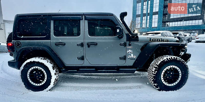 Позашляховик / Кросовер Jeep Wrangler 2018 в Львові