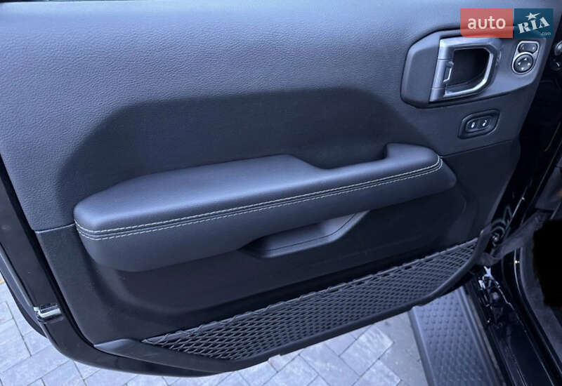 Внедорожник / Кроссовер Jeep Wrangler 2022 в Киеве