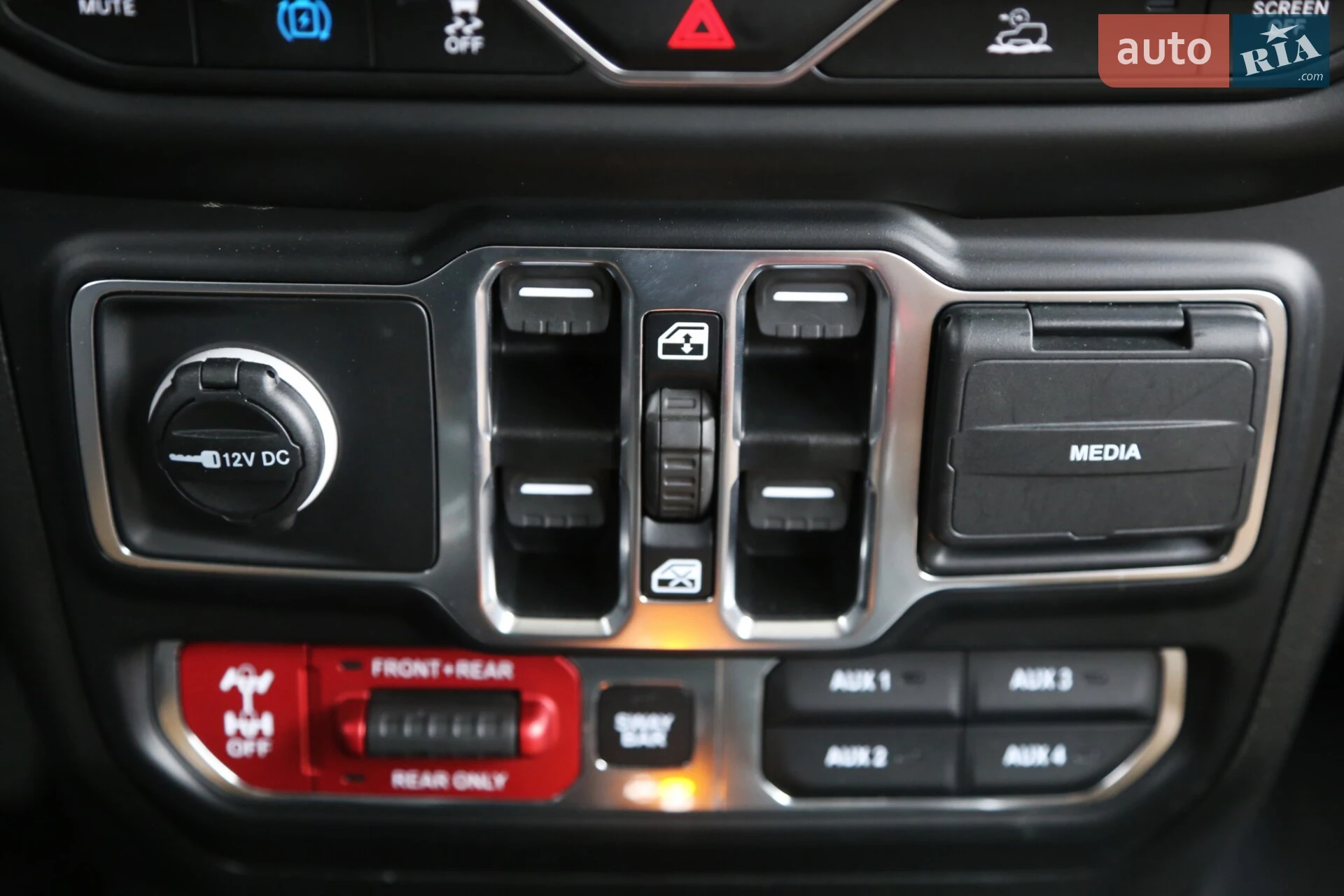 2023 Jeep Wrangler - мініатюра 20