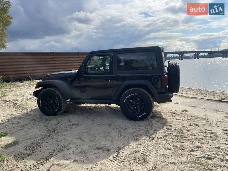 Внедорожник / Кроссовер Jeep Wrangler 2022 в Киеве