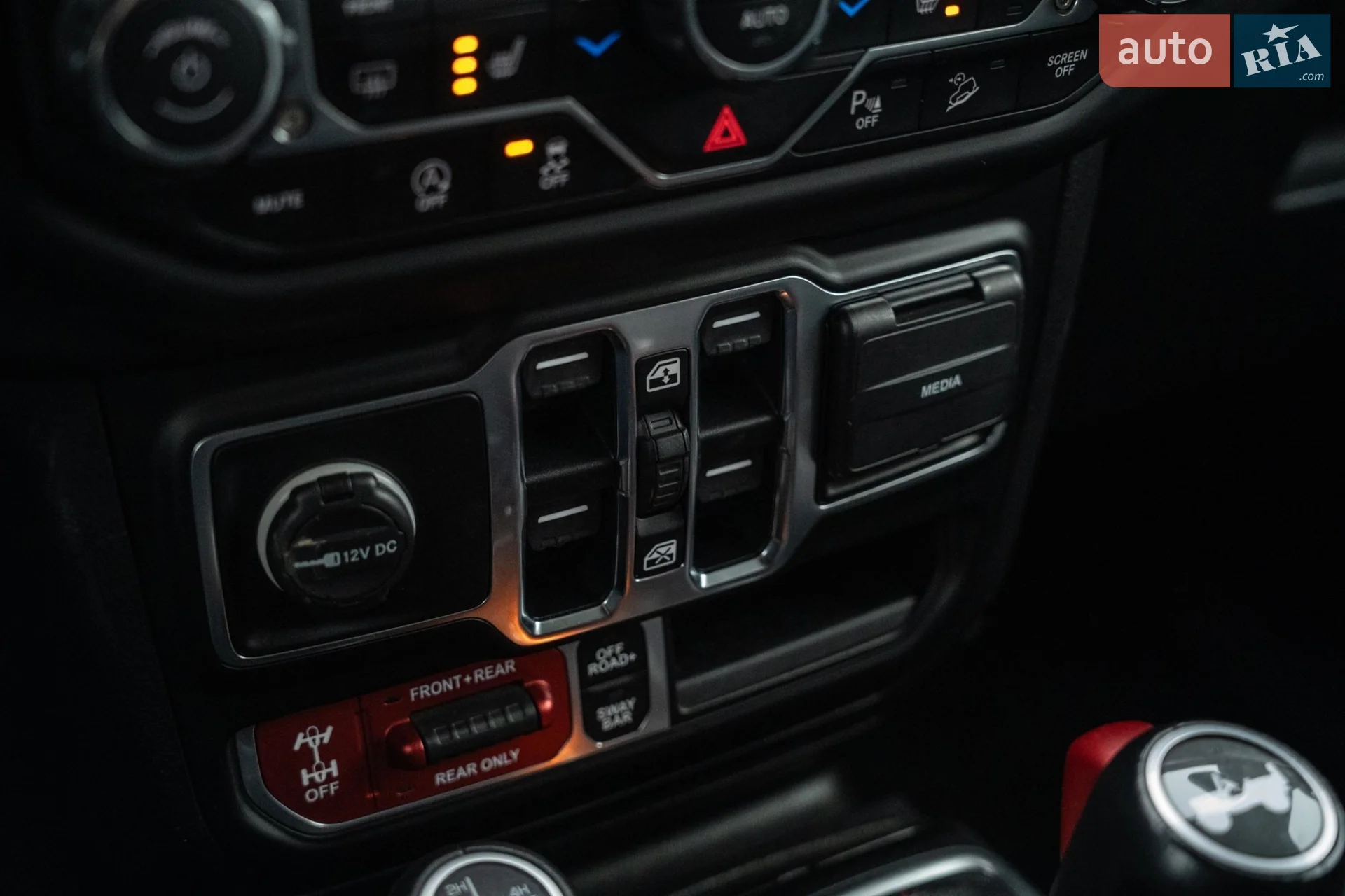 2020 Jeep Wrangler - мініатюра 37