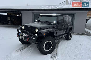Внедорожник / Кроссовер Jeep Wrangler 2015 в Львове