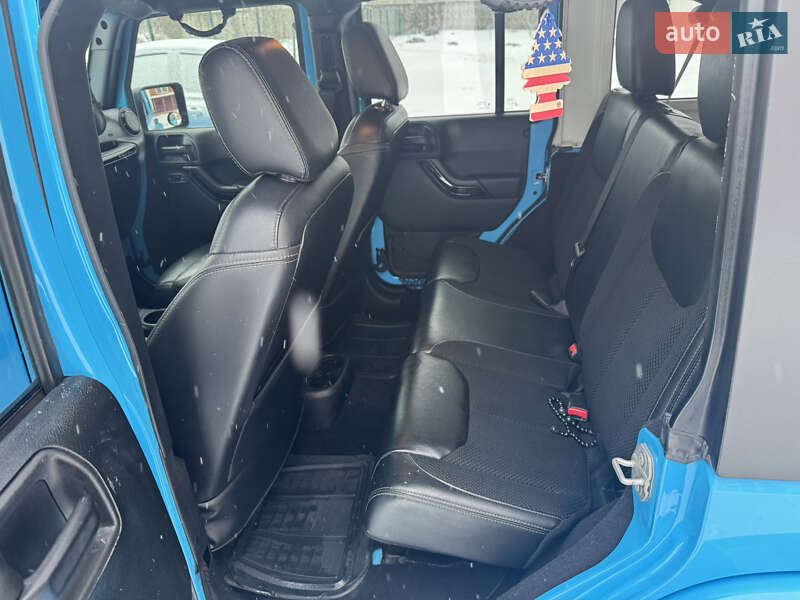 Внедорожник / Кроссовер Jeep Wrangler 2017 в Харькове фото 18 Внедорожник / Кроссовер Jeep Wrangler 2017 в Харькове