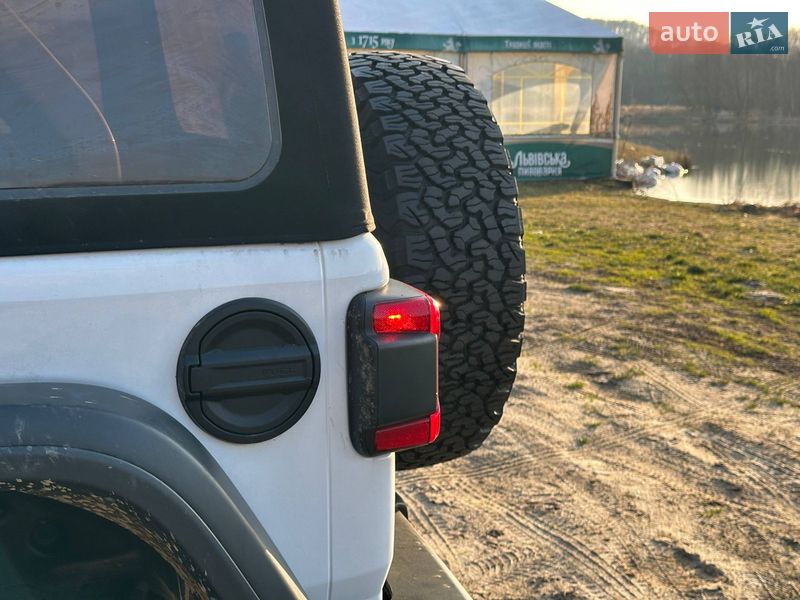 Внедорожник / Кроссовер Jeep Wrangler 2024 в Ужгороде