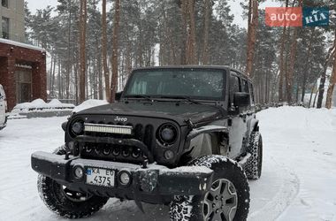 Внедорожник / Кроссовер Jeep Wrangler 2016 в Киеве