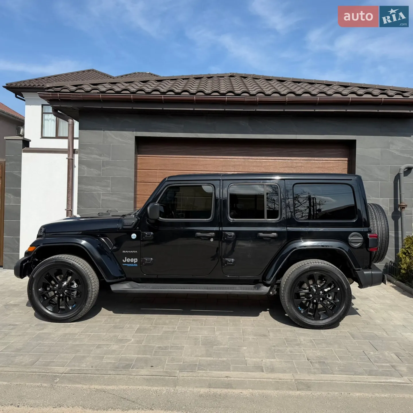 2022 Jeep Wrangler - мініатюра 28