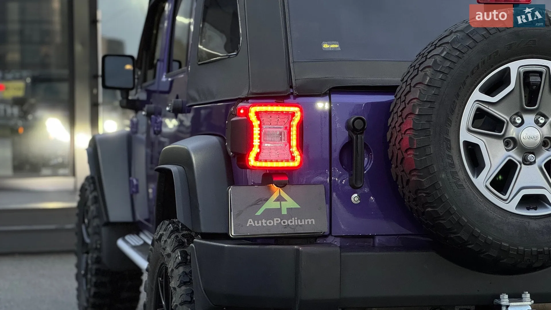 2017 Jeep Wrangler - мініатюра 46