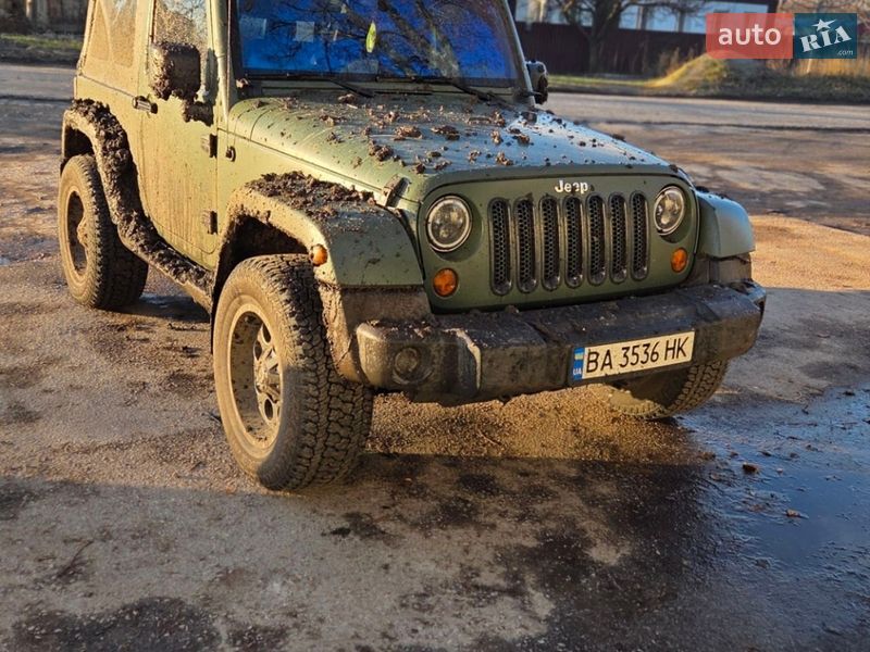 Позашляховик / Кросовер Jeep Wrangler 2013 в Кропивницькому