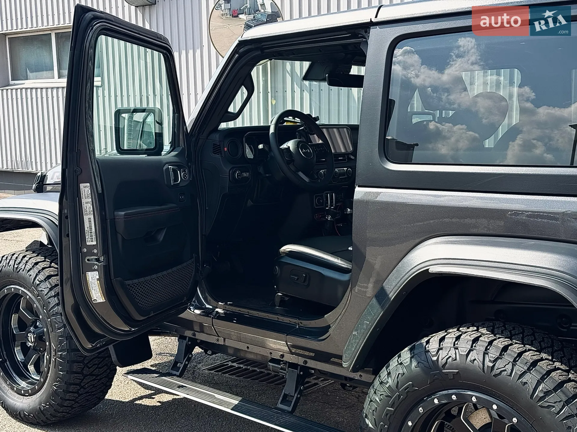 2024 Jeep Wrangler - мініатюра 12