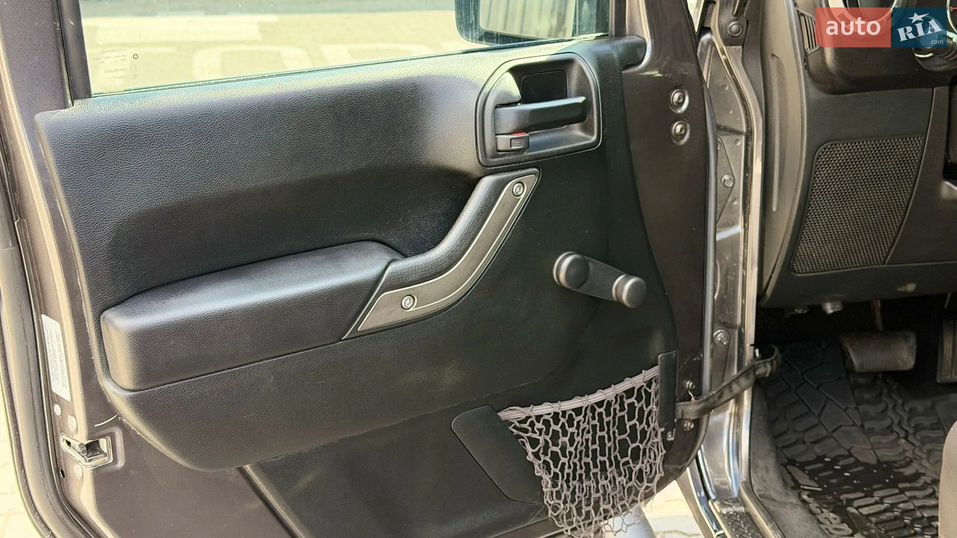 2016 Jeep Wrangler - мініатюра 11