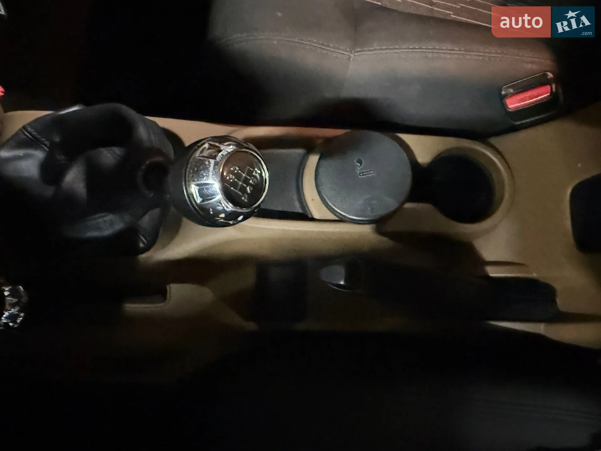 2011 Jeep Wrangler - мініатюра 38