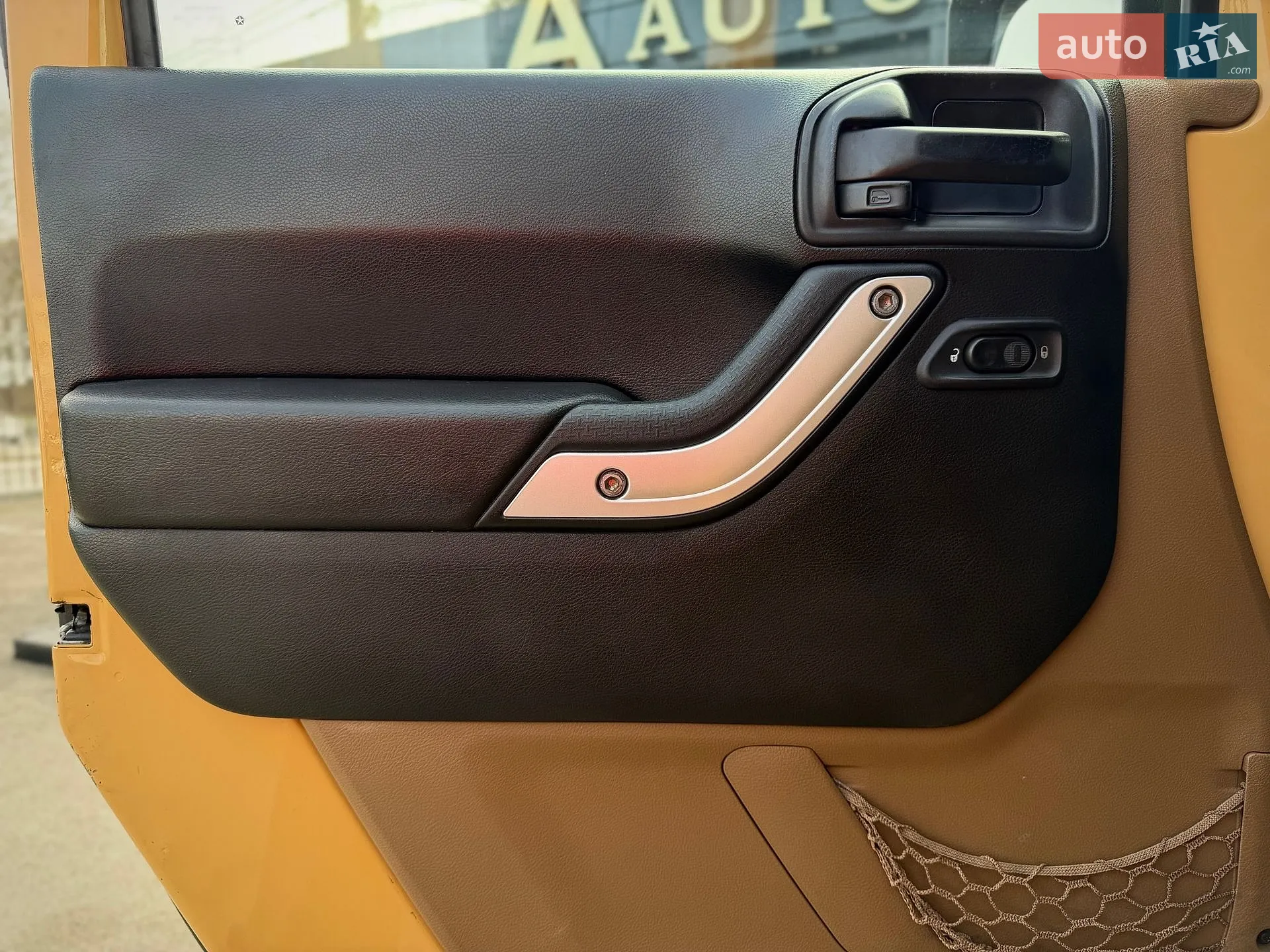 2013 Jeep Wrangler - мініатюра 26