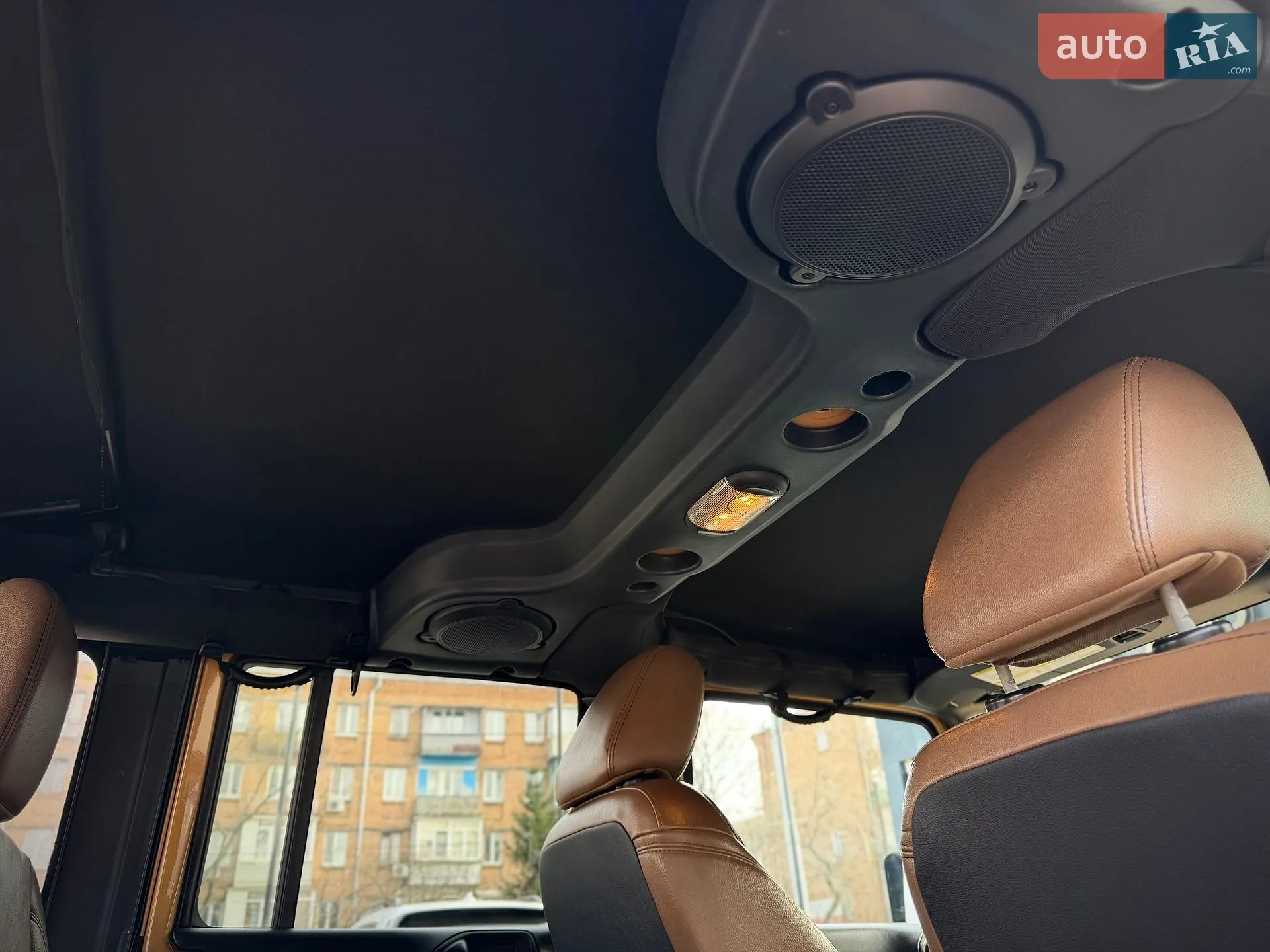 2013 Jeep Wrangler - мініатюра 36