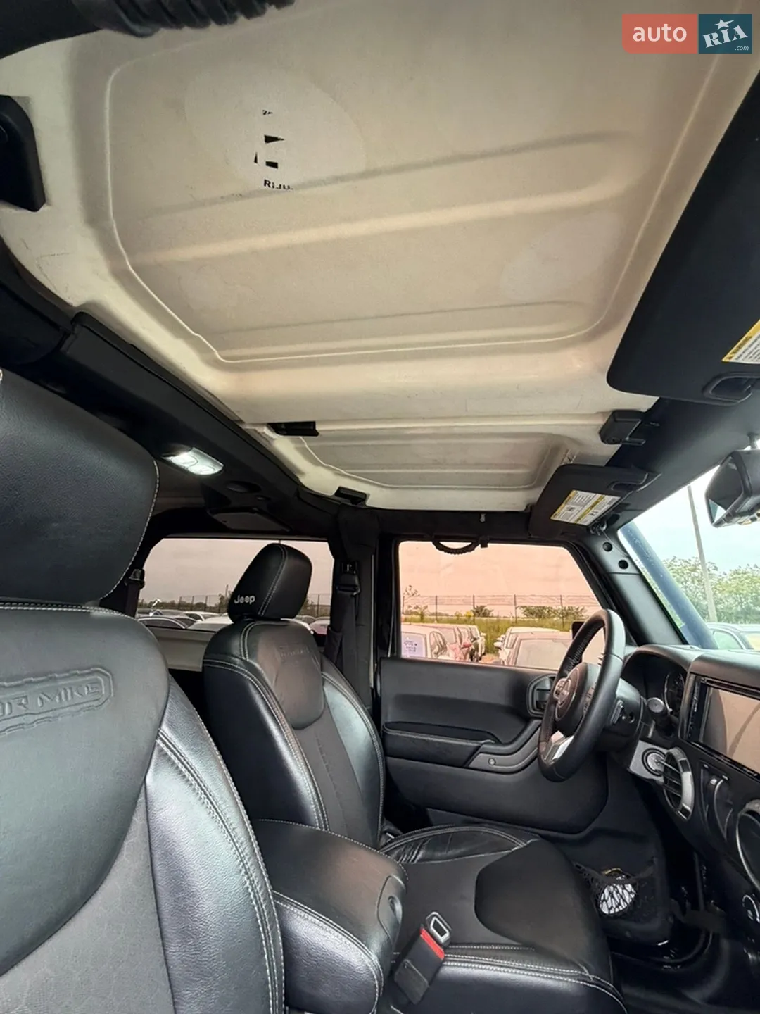 2016 Jeep Wrangler - мініатюра 26
