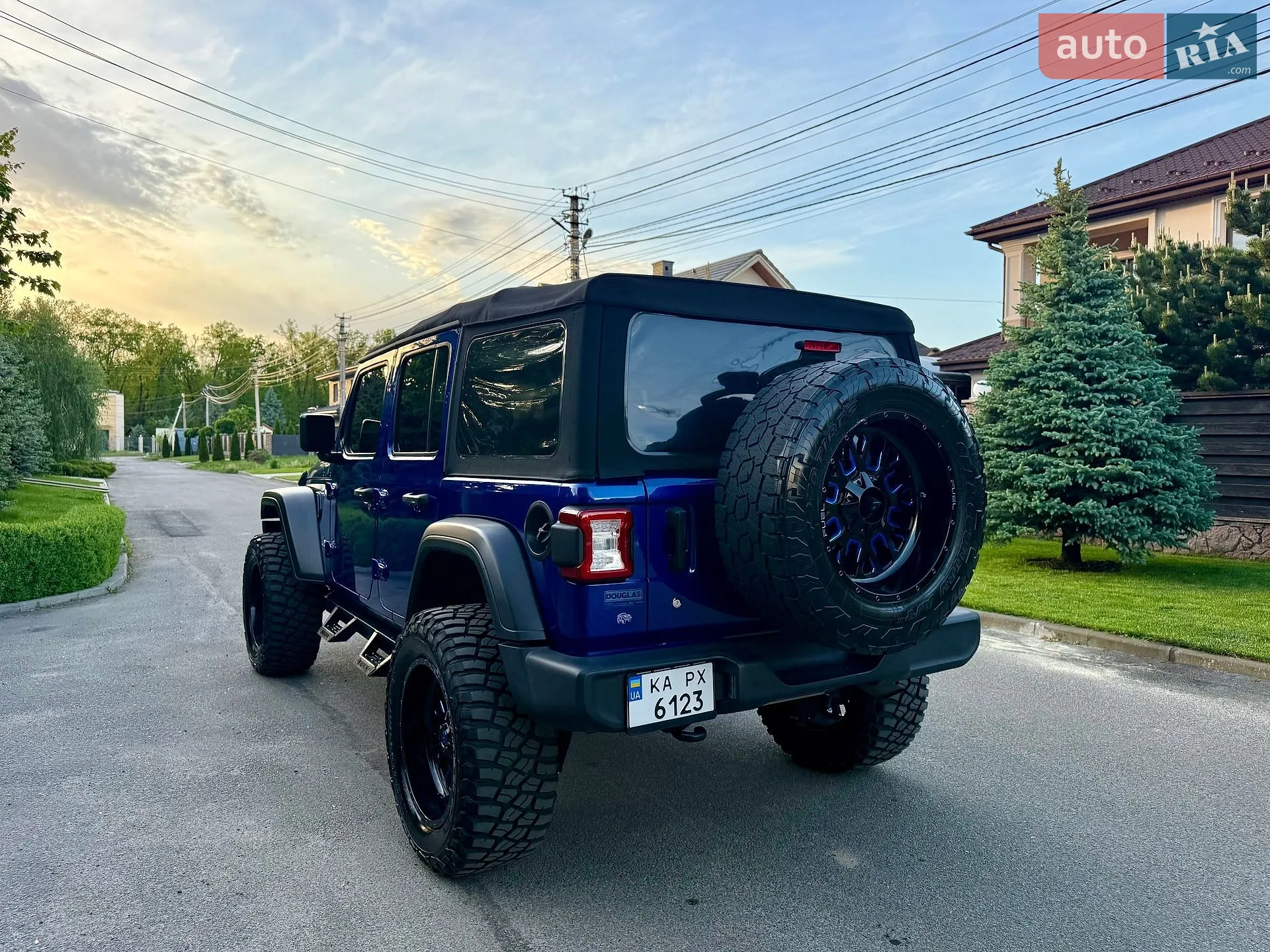 2019 Jeep Wrangler - мініатюра 14