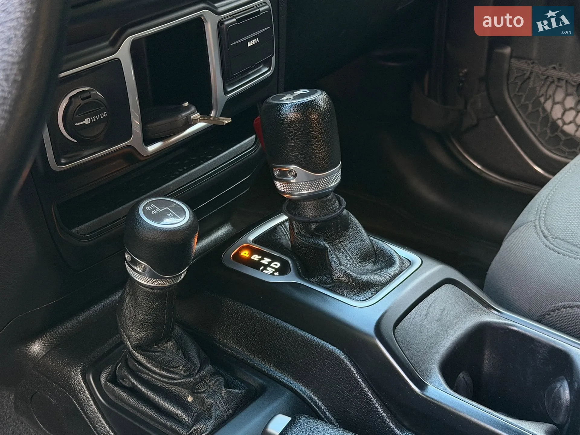 2018 Jeep Wrangler - мініатюра 30