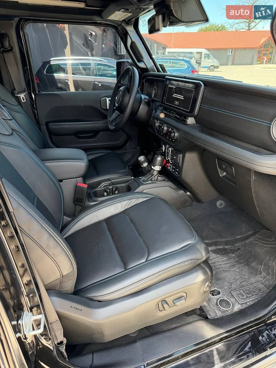 2024 Jeep Wrangler - мініатюра 5